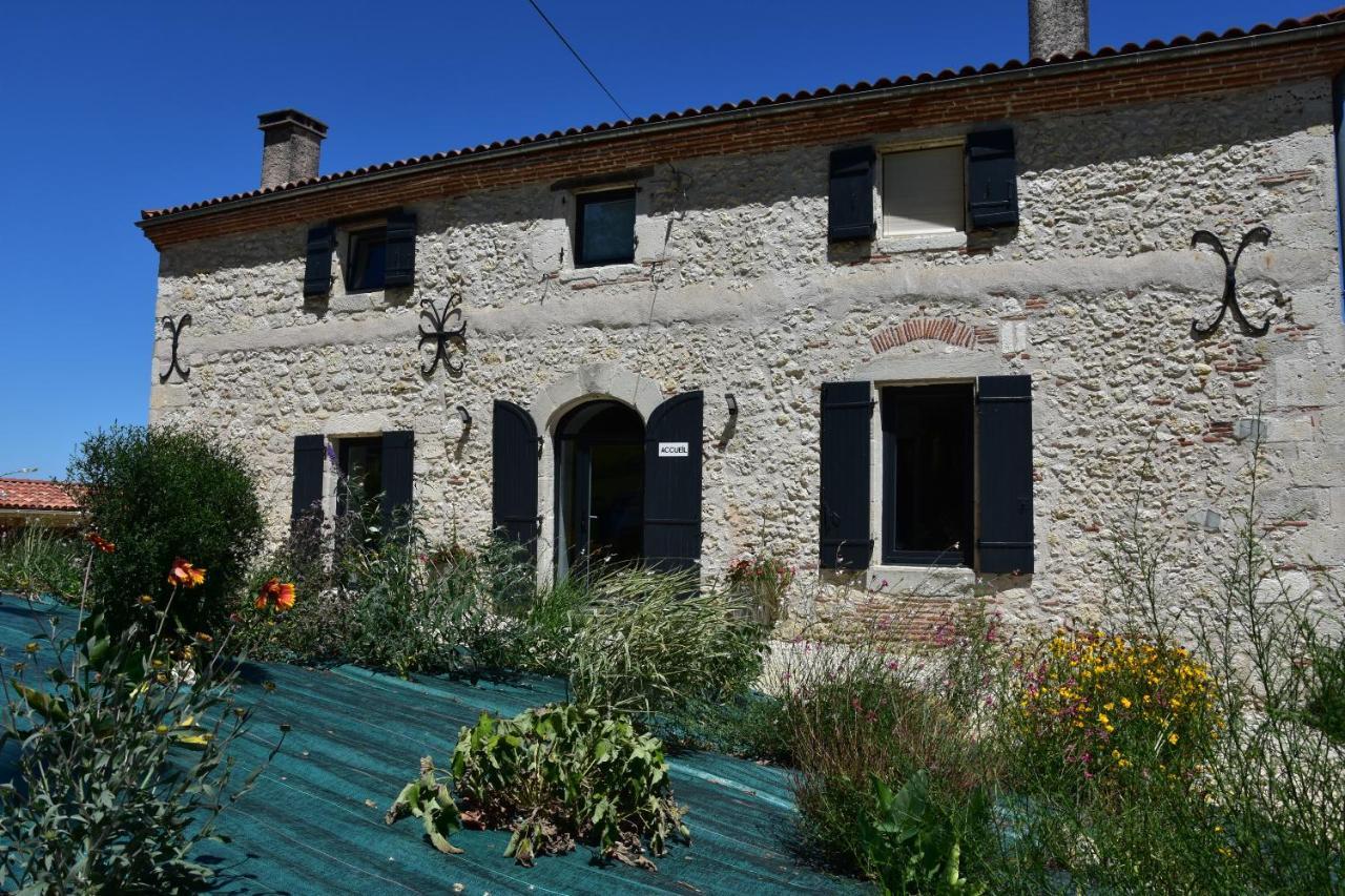 Domaine De Calbiac Bed & Breakfast Dolmayrac Exterior photo